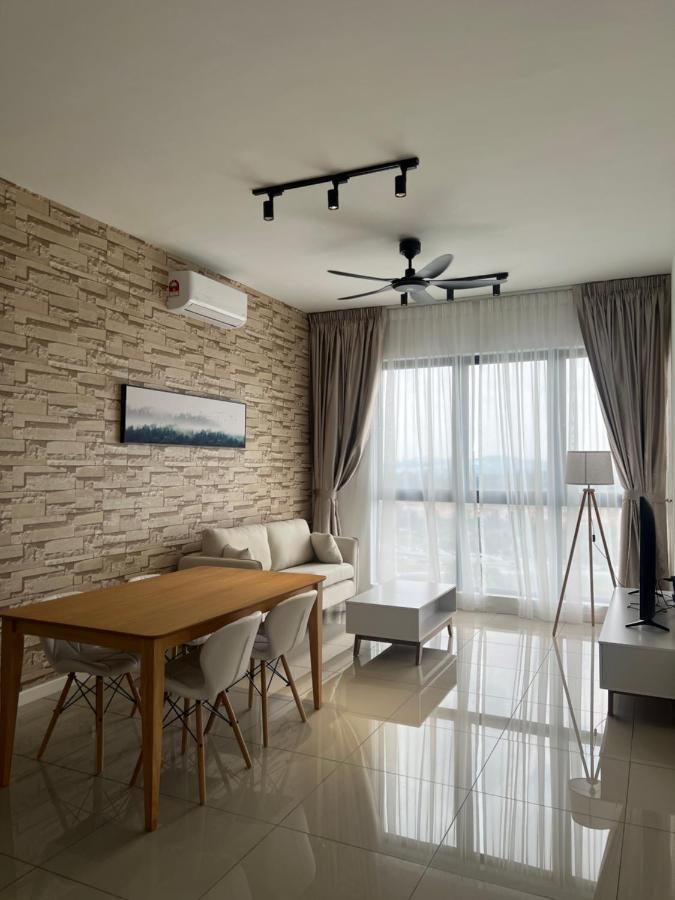 Mucihome Clio, Putrajaya Condo Near To Ioi City Mall, Alamanda, Hospital Serdang, Wetland Studio Kru Dll- Non Smoking Home For Malaysian Only Exterior photo